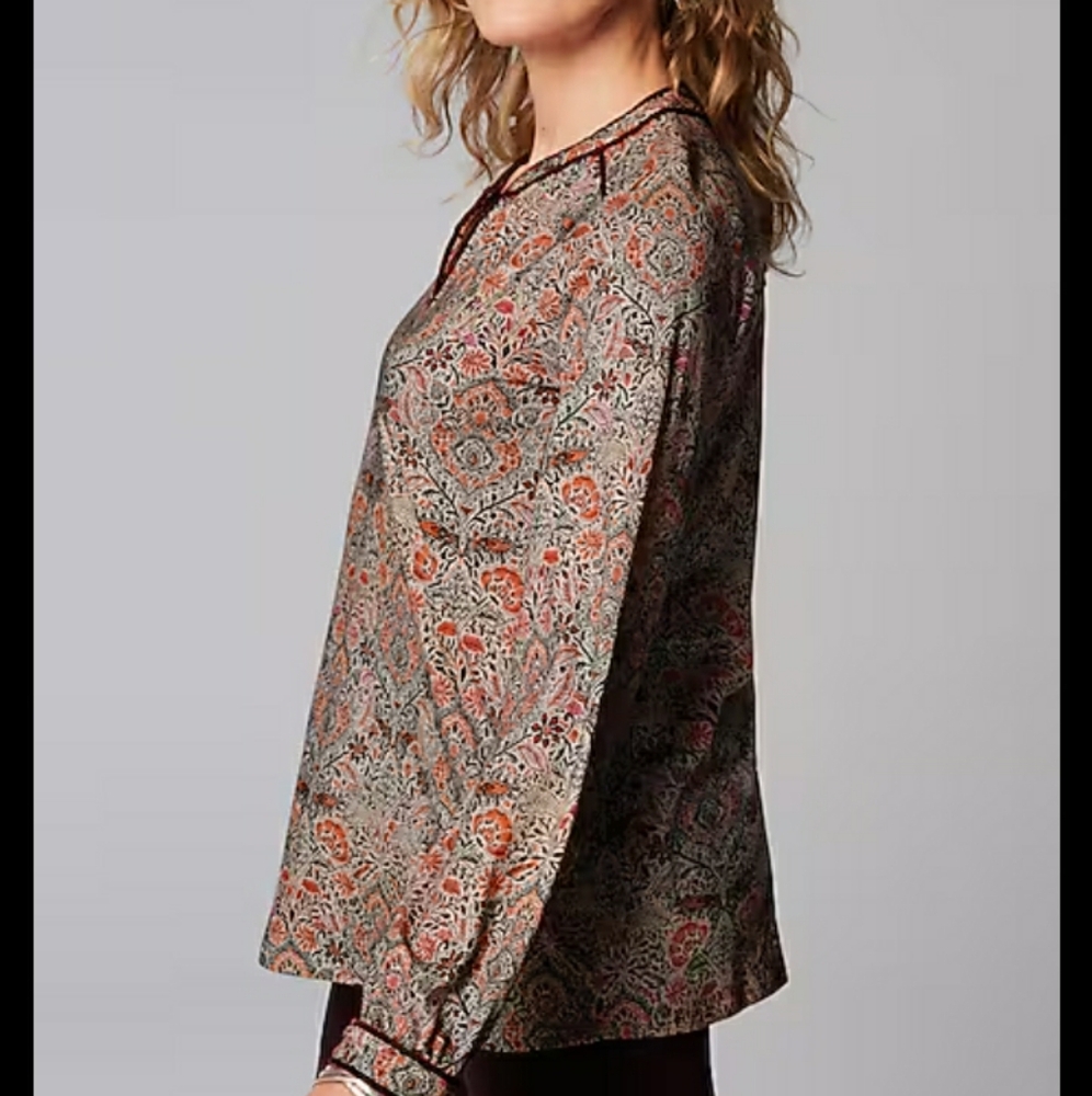 J. Jill Size Medium Floral Top With Velvet Detailing - Picture 12 of 12